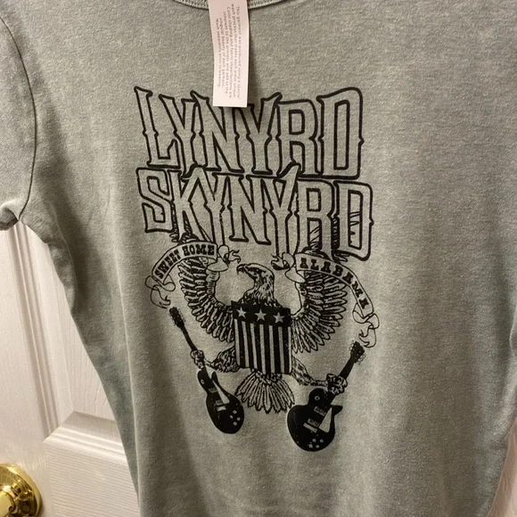 Lynyrd Skynyrd Graphic Green Baby Tee - Picture 3 of 7